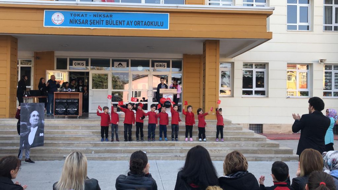 Niksar Şehit Bülent Ay Ortaokulu Fotoğrafı